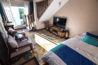 Dian Chi Lake Villa