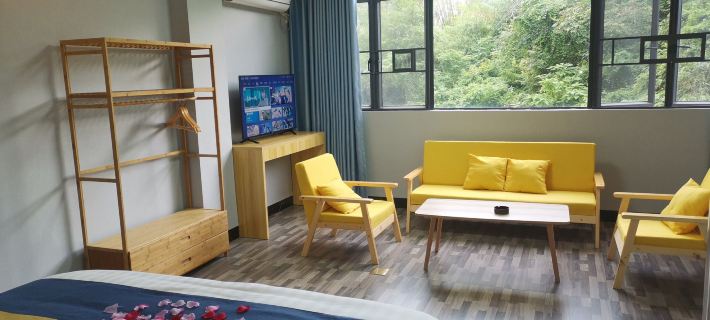 guobiao Hotels in Wuhua