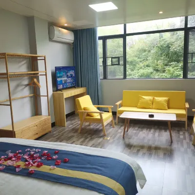 guobiao Hotels near Hot Mineral Mud Hot Spring Resort