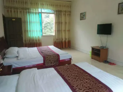 Dujiangyan Palm Flower Hotel Hotel in zona Longchixiang Village Passenger Transport Terminal