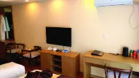 Blue Bay Hot Spring Hotel (Luquan Fengjia Ancient Town Branch) - Wifi