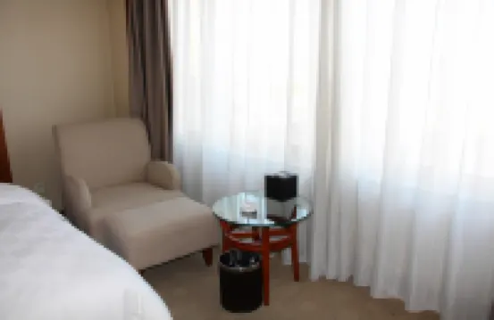 Fenghua International Garden Hotel