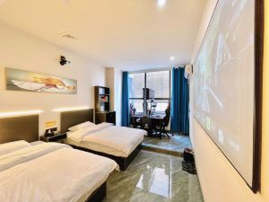 Nanchang W7 E-sports Hotel