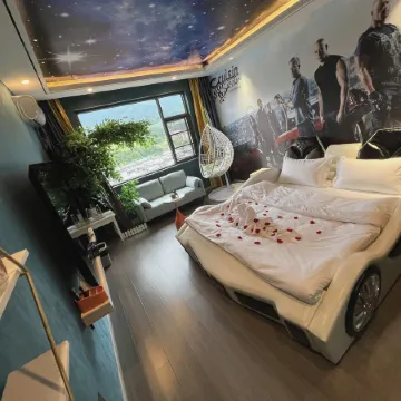 Lanping Huaxia Business Hotel