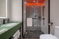 COMFORT HOTEL PREM:ER - 3-Star