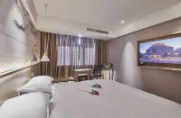 Xueyuan Hotel - con vista montagne
