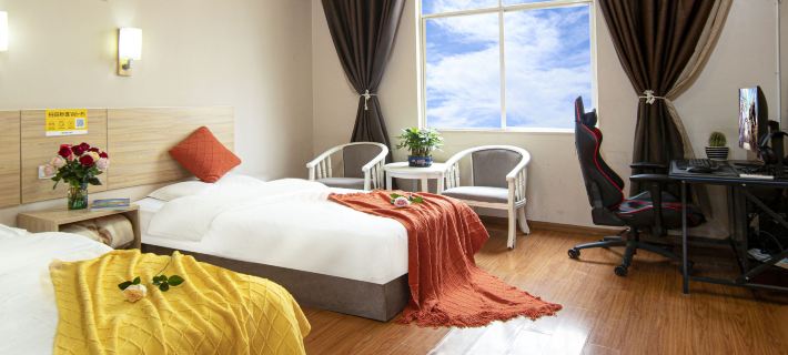 Jinchun Electronic Sports Hotel Lijiang Hotels in Lijiang