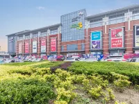 โรงแรมในเครือเซเว่น เดย์ อินน์ (สถานีรถไฟฟ้ารางเบาเขตพัฒนา ตงหลี เทียนจิน)