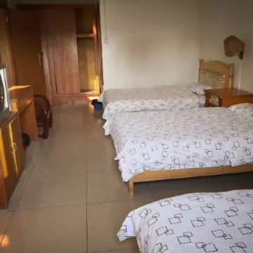 Shangsi Longzhu Hotel