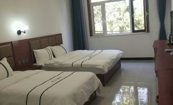 Xibaipo Dongyi Hotel