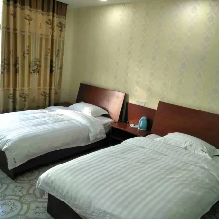 Qichun Spring Apartment