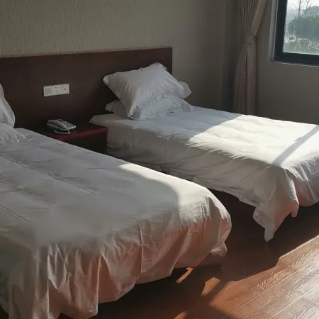 Juying Business Hotel