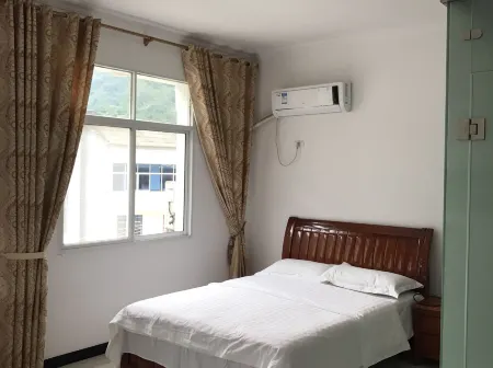 Changyang Wanglaowu Farm