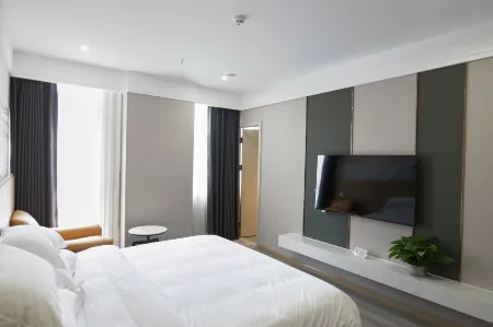 Zhongjiang Yunding Business Hotel