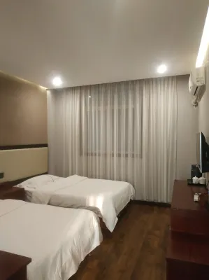 우지 위안타이 홀리데이 호텔 선쩌 호텔