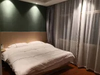 Yufeng Xiangrui Inn