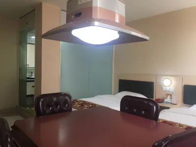 Honghua Business Hotel Hotel di Qichun County