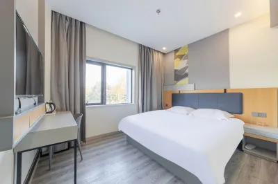 Homeinn Ripple Hotel (Shanghai Jiuting Laifang Road) Hotels in Shanghai