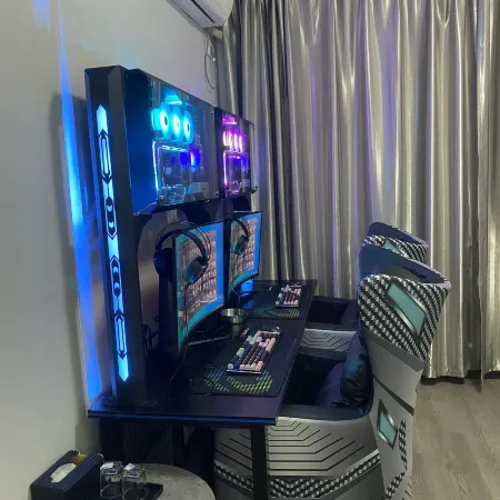 Jingshan Jiayuan E-sports Homestay