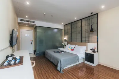 7. Lavender Hotel (Shangrao Jiangnan Trade City High Speed Railway Station Store)