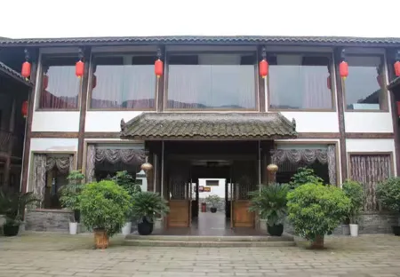 Hanshou Inn Отели рядом с достопримечательностью «Zhaohua Ancient City»