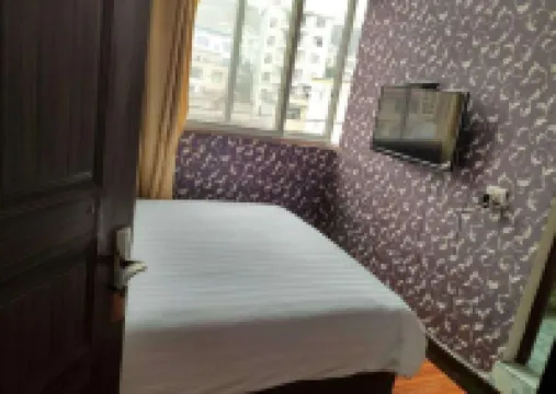 Laifeng Caiyuan Hotel