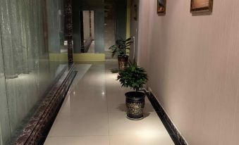 Helan Meijiale Business Hotel