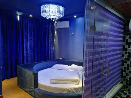 Qianxi Zhenqi Hotel Отели рядом с достопримечательностью «Lixiang Botanical Garden»