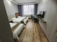 Sunshine Hotel (Yuncheng Wanda Plaza Central Hospital) Hotels near Etam