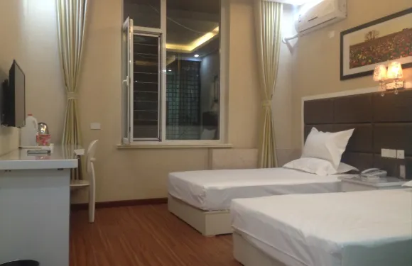 交城金蘋果時尚酒店