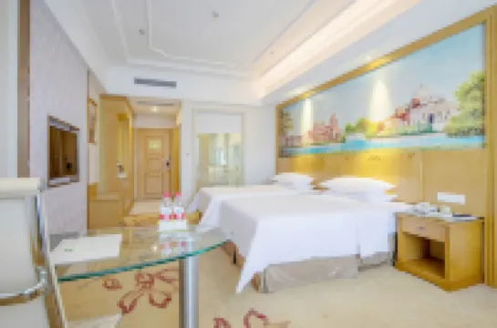 Vienna International Hotel (Zhongshan Torch Development Zone Hotels near Zhongshan Railway Station