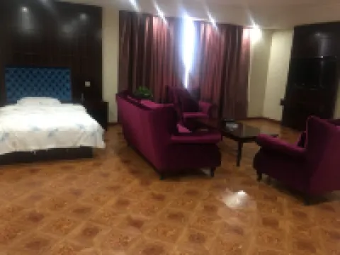 Jardine business hote