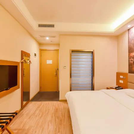Manston Shangpin Hotel (Hefei University of Technology Ningguo Road Food Street)