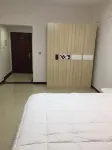 Yijia Apartment (Xinyang Vocational Technical College)