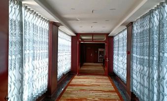 Orchid Garden Hotel (Jiaxian Baiyun Mountain Branch)