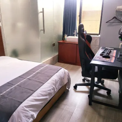 Yan'an Shuxin E-Sports Hotel Hotel berhampiran Yan'an Nanniwan Airport
