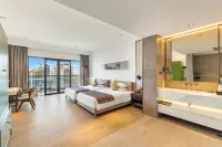 Luoke Platinum Sea View Hotel