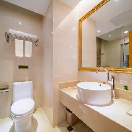 Vienna Hotel (Jishou Qianzhou Ancient City Branch)