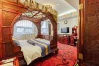 Shengshi Xianglong Hotel فنادق في تونغ لياو