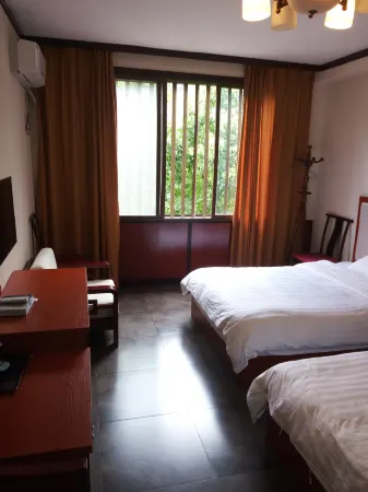 Jiange Jianshan Family Отели рядом с достопримечательностью «Cuiyunlang»