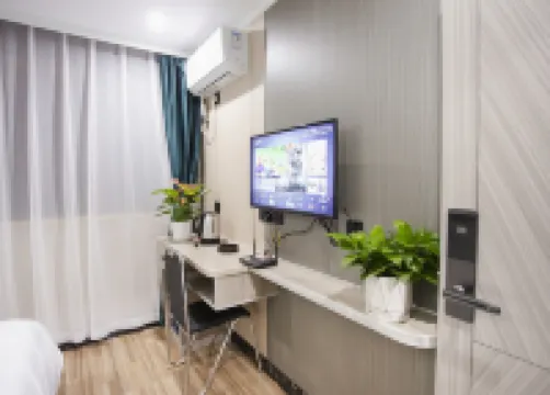 Tongshun Hotel (People's Hospital Shop)