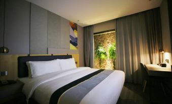 Homeinn Selected Hotel (Shenyang Medical University Fourth Hospital Beita Subway Station)