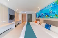 Luoxiang Holiday Apartment (Zhapo Beiluowan Shop) Hotels in Yangjiang