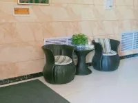 Holiday Inn Chabu Charhuadu Hotels in Qapqal