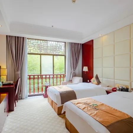 Donghe Hotel