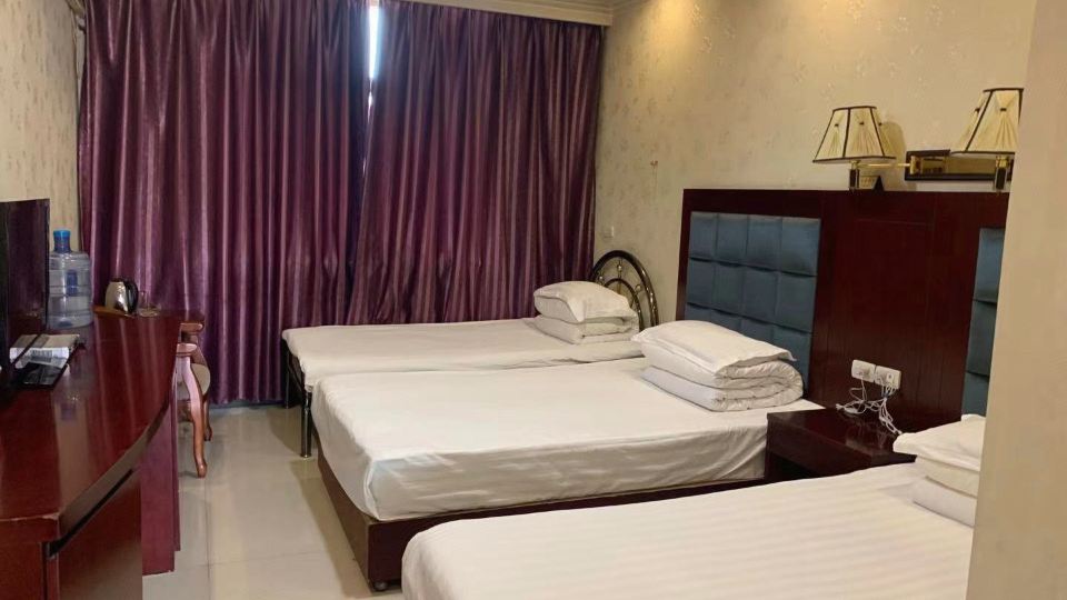 Fuping Haoli Hotel
