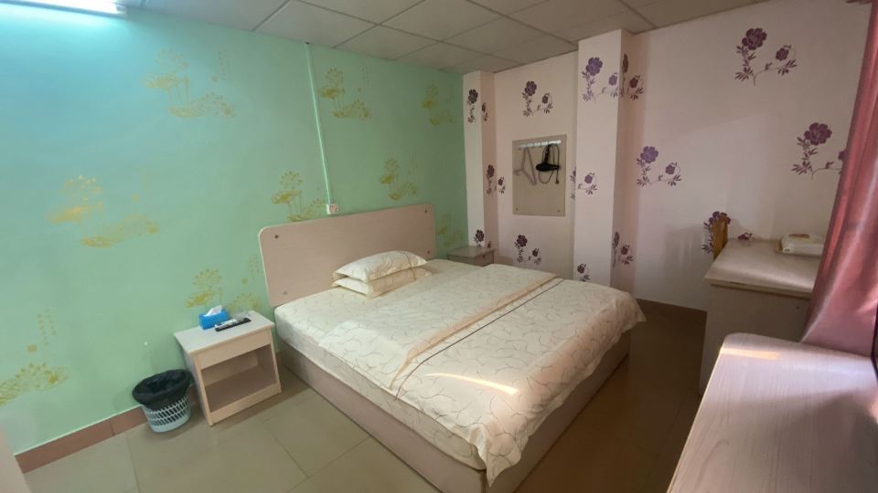 Jinying Apartment Hostel
