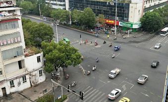 Ji'an Lijiang Hotel (Jizhou District Branch)