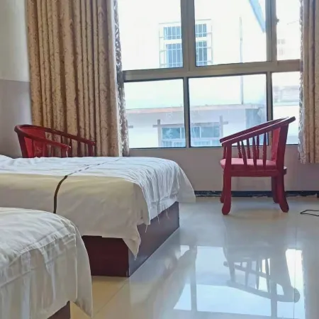 Qinglong Hongtai Hotel