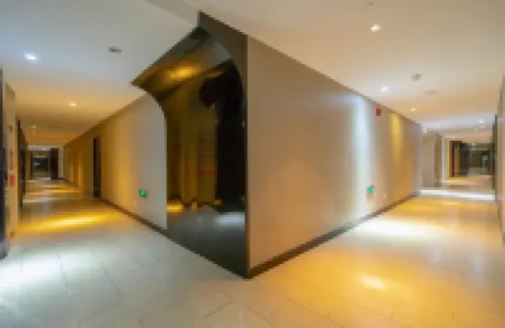 海口宿途公寓（世茂中心萬象城店）